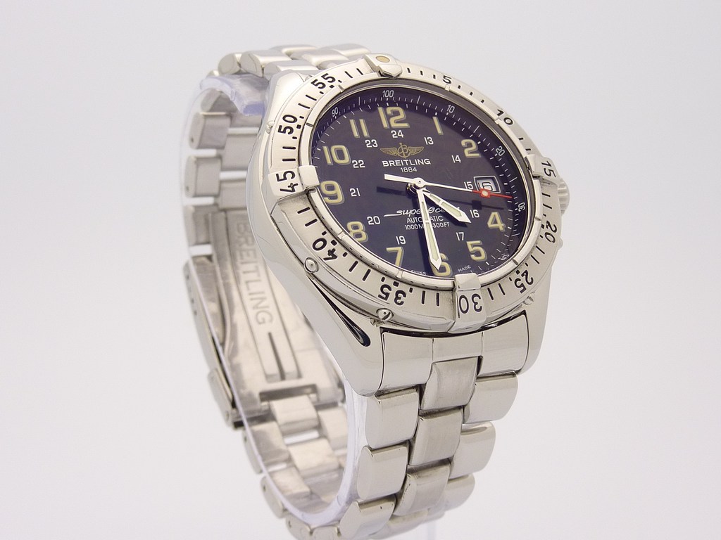 Breitling Aeromarine SuperOcean Automatic Date Dive Watch Ref. A17040 